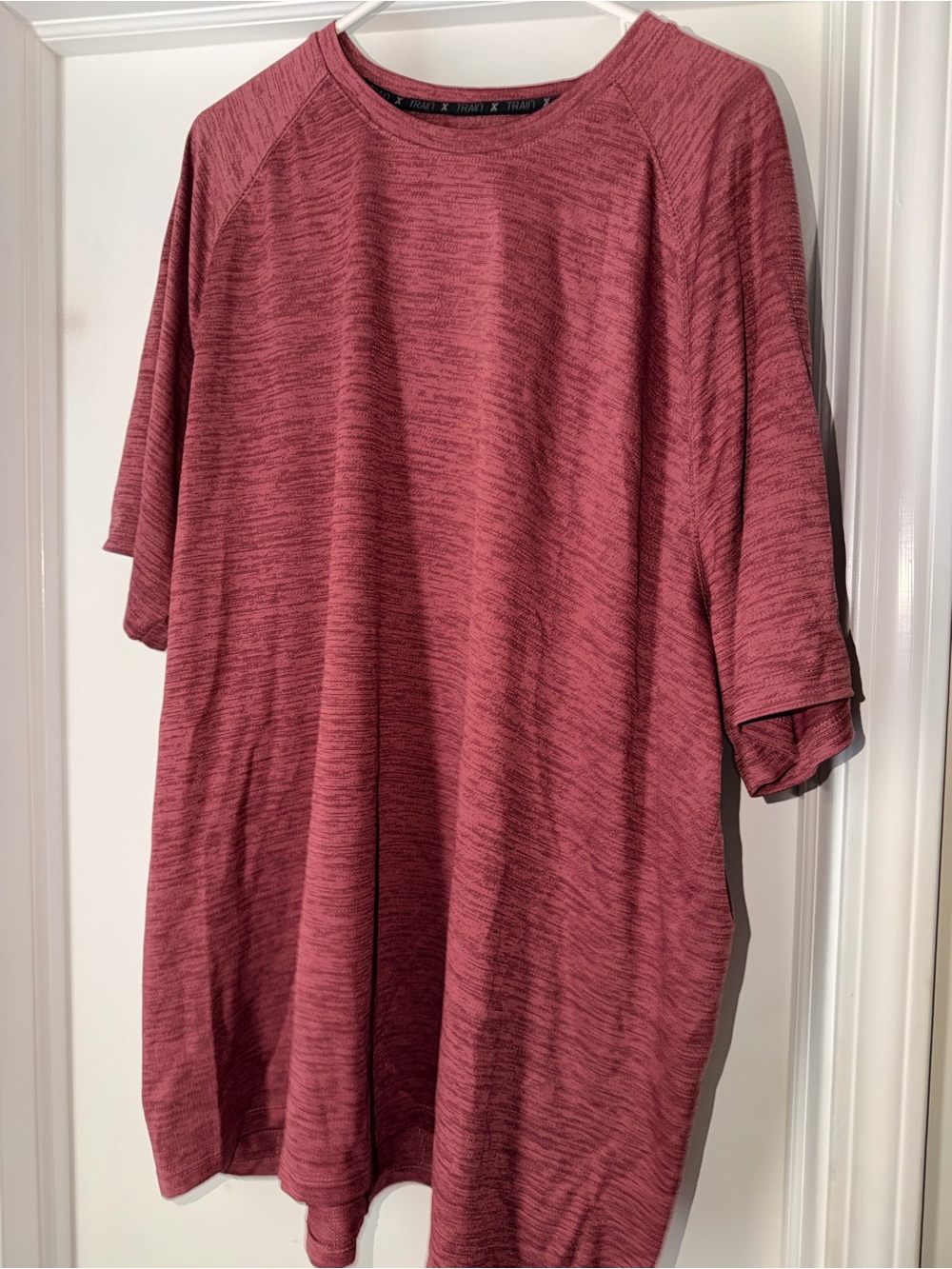 Men’s Xersion Heathered Maroon Short Sleeve Crewneck Tee